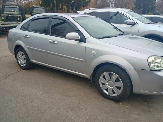 Сірий Шевроле Лачетті, об'ємом двигуна 1.8 л та пробігом 280 тис. км за 3650 $, фото 4 на Automoto.ua