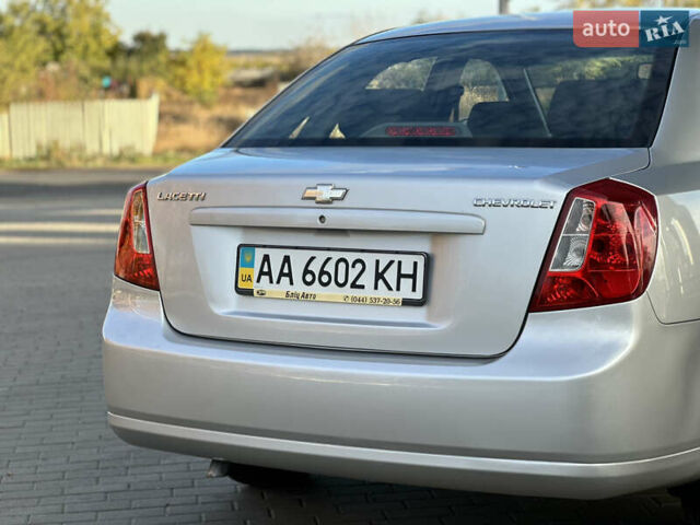 Шевроле Лачетти 2010 в Павлограде на Automoto.ua Серый Шевроле Лачетти, объемом двигателя 1.8 л и пробегом 64 тыс. км за 6150 $, фото 12 на Automoto.ua
