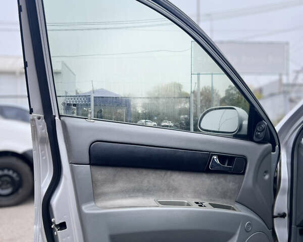 Серый Шевроле Лачетти, объемом двигателя 1.8 л и пробегом 290 тыс. км за 5499 $, фото 6 на Automoto.ua