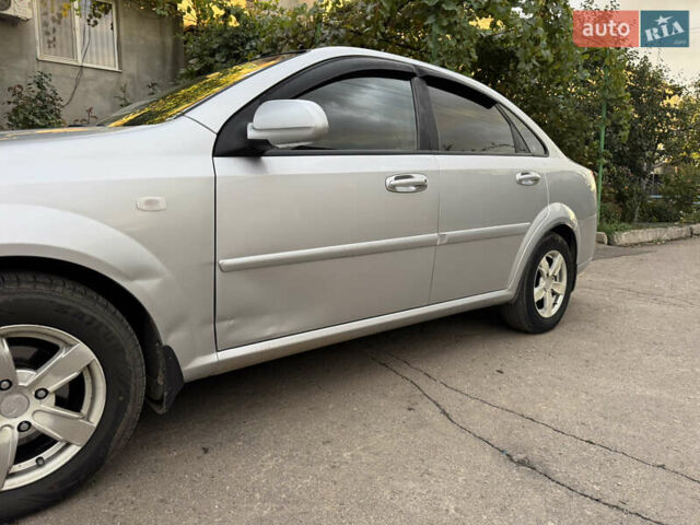 Шевроле Лачетти 2011 в Доброслав (Коминтерновское) на Automoto.ua Серый Шевроле Лачетти, объемом двигателя 1.6 л и пробегом 120 тыс. км за 5500 $, фото 14 на Automoto.ua