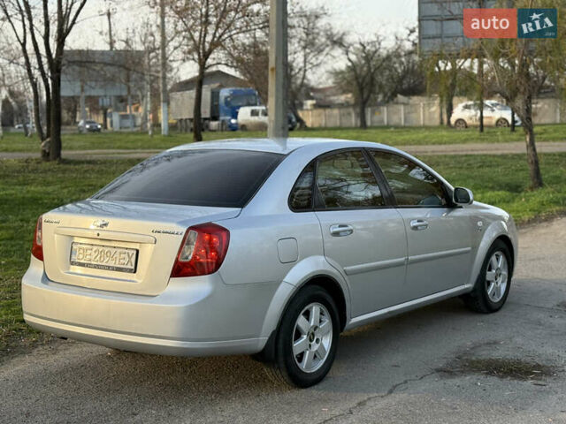 Серый Шевроле Лачетти, объемом двигателя 1.8 л и пробегом 290 тыс. км за 4500 $, фото 4 на Automoto.ua