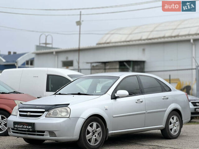 Серый Шевроле Лачетти, объемом двигателя 1.8 л и пробегом 290 тыс. км за 5499 $, фото 2 на Automoto.ua