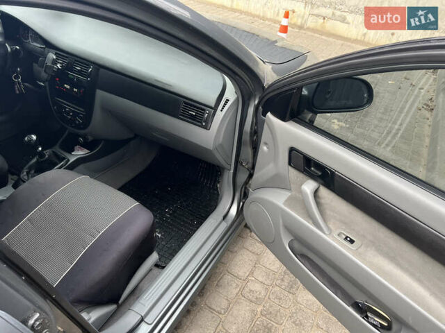 Серый Шевроле Лачетти, объемом двигателя 1.6 л и пробегом 252 тыс. км за 4500 $, фото 23 на Automoto.ua