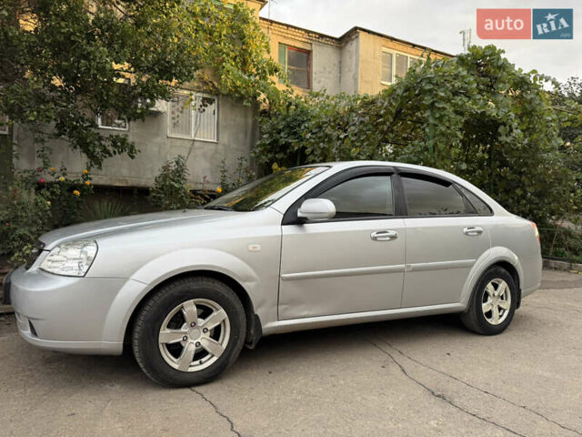 Шевроле Лачетти 2011 в Доброслав (Коминтерновское) на Automoto.ua Серый Шевроле Лачетти, объемом двигателя 1.6 л и пробегом 120 тыс. км за 5500 $, фото 5 на Automoto.ua