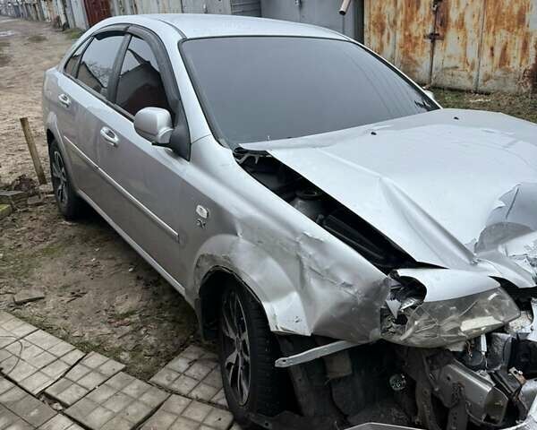 Серый Шевроле Лачетти, объемом двигателя 1.8 л и пробегом 260 тыс. км за 2500 $, фото 1 на Automoto.ua