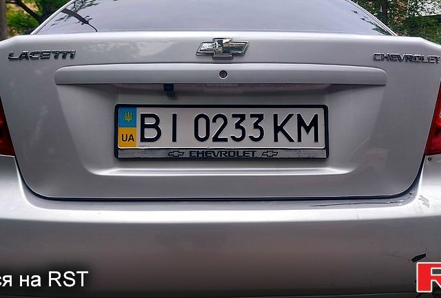 Серый Шевроле Лачетти, объемом двигателя 1.6 л и пробегом 299 тыс. км за 3950 $, фото 4 на Automoto.ua