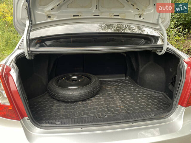 Сірий Шевроле Лачетті, об'ємом двигуна 1.8 л та пробігом 116 тис. км за 5700 $, фото 19 на Automoto.ua