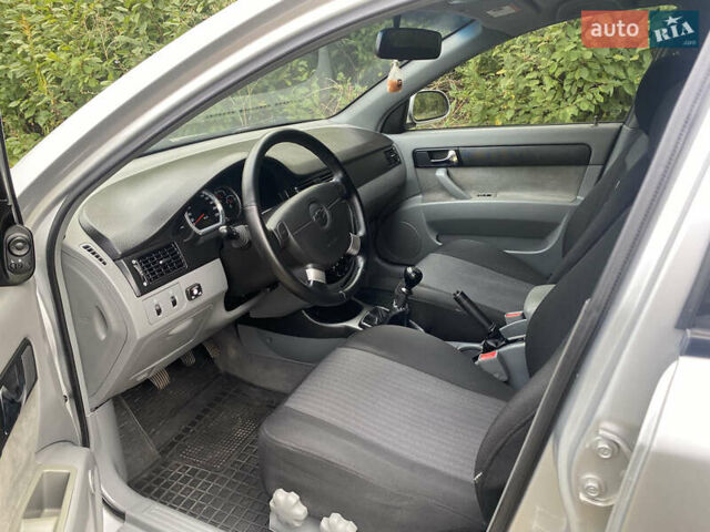 Сірий Шевроле Лачетті, об'ємом двигуна 1.8 л та пробігом 116 тис. км за 5700 $, фото 9 на Automoto.ua