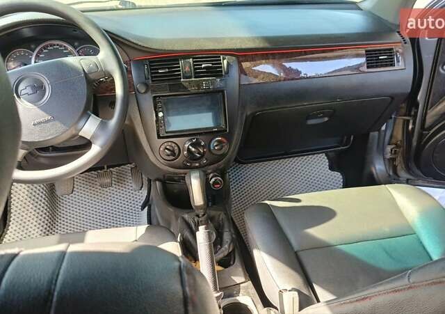 Сірий Шевроле Лачетті, об'ємом двигуна 2 л та пробігом 198 тис. км за 4000 $, фото 27 на Automoto.ua
