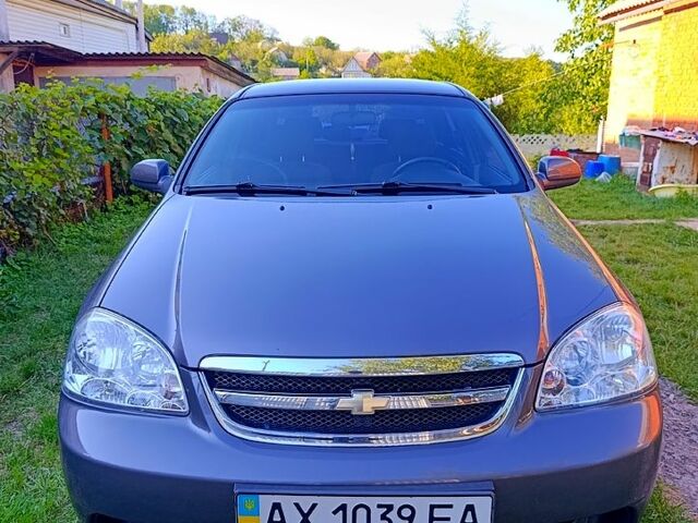 Сірий Шевроле Лачетті, об'ємом двигуна 1.8 л та пробігом 107 тис. км за 6500 $, фото 2 на Automoto.ua
