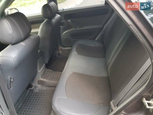 Сірий Шевроле Лачетті, об'ємом двигуна 1.6 л та пробігом 168 тис. км за 6000 $, фото 3 на Automoto.ua