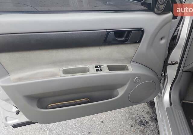 Серый Шевроле Лачетти, объемом двигателя 1.6 л и пробегом 210 тыс. км за 4100 $, фото 5 на Automoto.ua