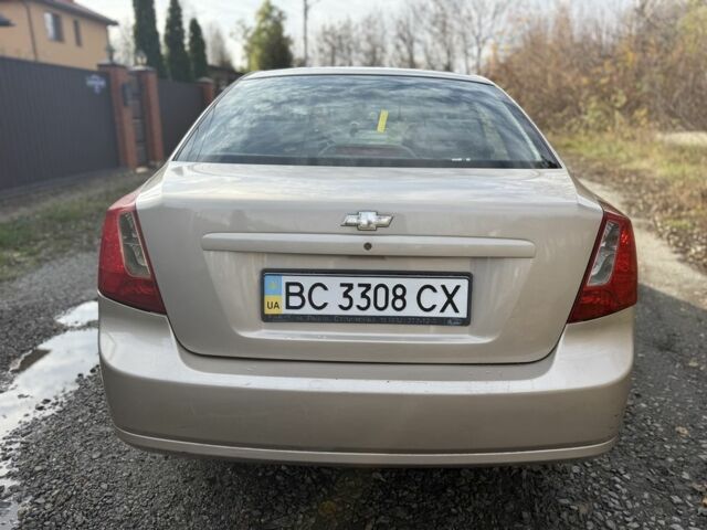 Серый Шевроле Лачетти, объемом двигателя 1.6 л и пробегом 258 тыс. км за 3000 $, фото 4 на Automoto.ua