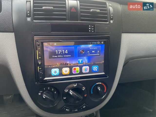 Сірий Шевроле Лачетті, об'ємом двигуна 1.8 л та пробігом 116 тис. км за 5700 $, фото 15 на Automoto.ua