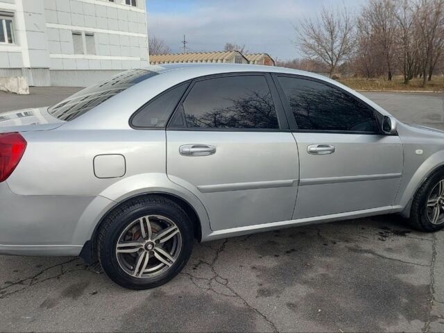 Сірий Шевроле Лачетті, об'ємом двигуна 1.6 л та пробігом 214 тис. км за 3950 $, фото 3 на Automoto.ua