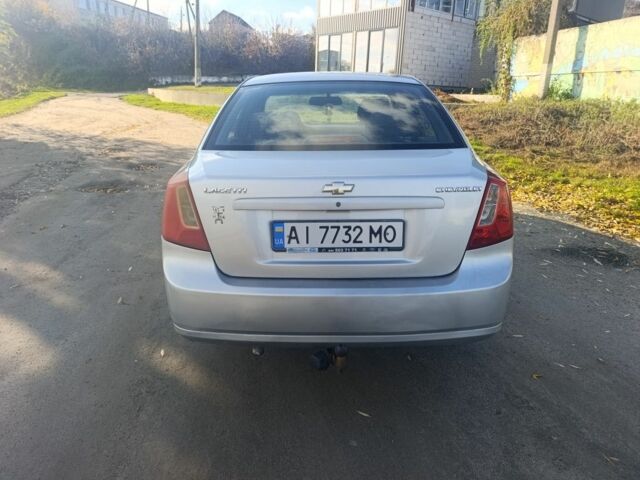 Серый Шевроле Лачетти, объемом двигателя 1.6 л и пробегом 234 тыс. км за 4500 $, фото 5 на Automoto.ua