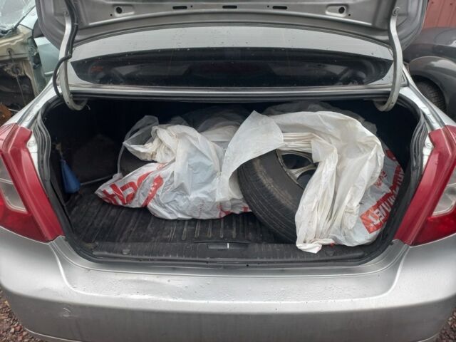 Сірий Шевроле Лачетті, об'ємом двигуна 0 л та пробігом 300 тис. км за 2850 $, фото 8 на Automoto.ua