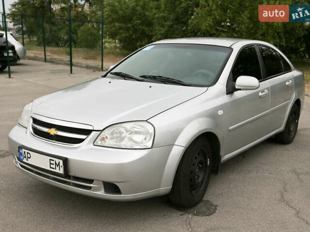 Серый Шевроле Лачетти, объемом двигателя 1.6 л и пробегом 170 тыс. км за 6500 $, фото 4 на Automoto.ua