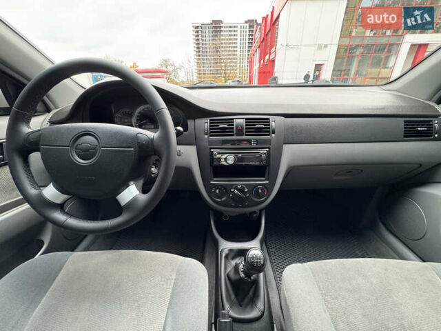 Серый Шевроле Лачетти, объемом двигателя 1.8 л и пробегом 166 тыс. км за 6200 $, фото 7 на Automoto.ua