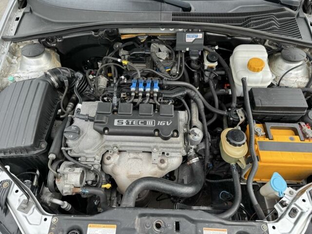 Шевроле Лачетти 2014 в Полтаве на Automoto.ua Серый Шевроле Лачетти, объемом двигателя 1.5 л и пробегом 200 тыс. км за 4400 $, фото 13 на Automoto.ua