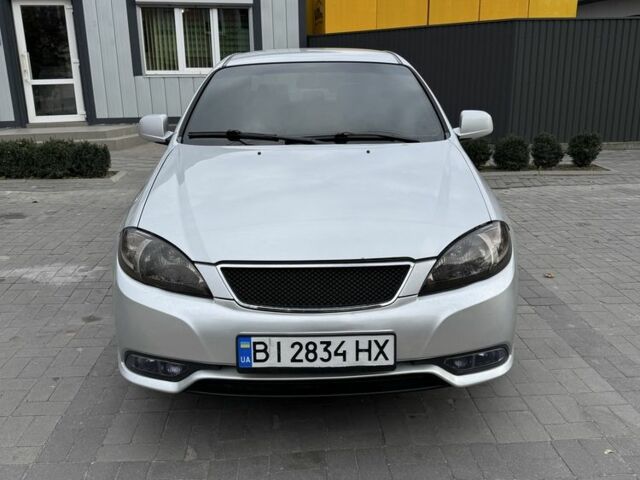 Шевроле Лачетти 2014 в Полтаве на Automoto.ua Серый Шевроле Лачетти, объемом двигателя 1.5 л и пробегом 200 тыс. км за 4400 $, фото 1 на Automoto.ua