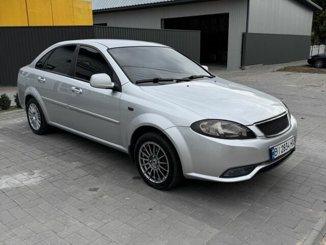 Шевроле Лачетти 2014 в Полтаве на Automoto.ua Серый Шевроле Лачетти, объемом двигателя 1.5 л и пробегом 200 тыс. км за 4400 $, фото 2 на Automoto.ua