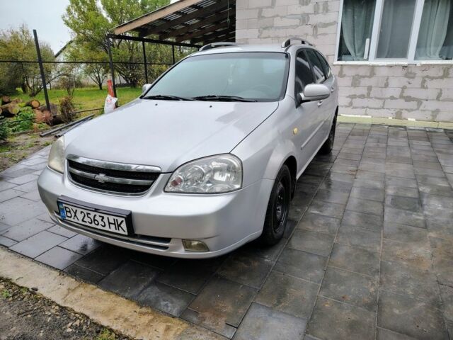 Серый Шевроле Лачетти, объемом двигателя 1.8 л и пробегом 250 тыс. км за 3100 $, фото 2 на Automoto.ua