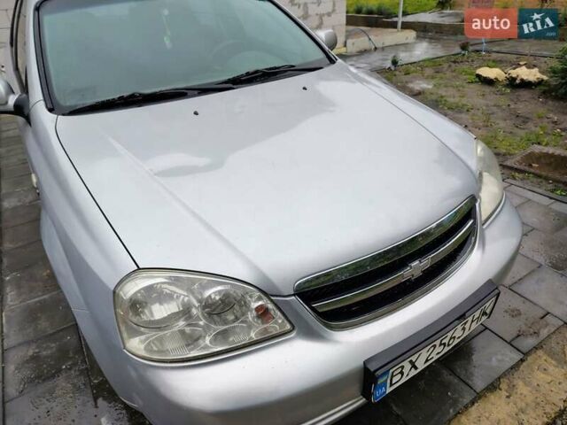 Серый Шевроле Лачетти, объемом двигателя 1.8 л и пробегом 263 тыс. км за 3100 $, фото 10 на Automoto.ua