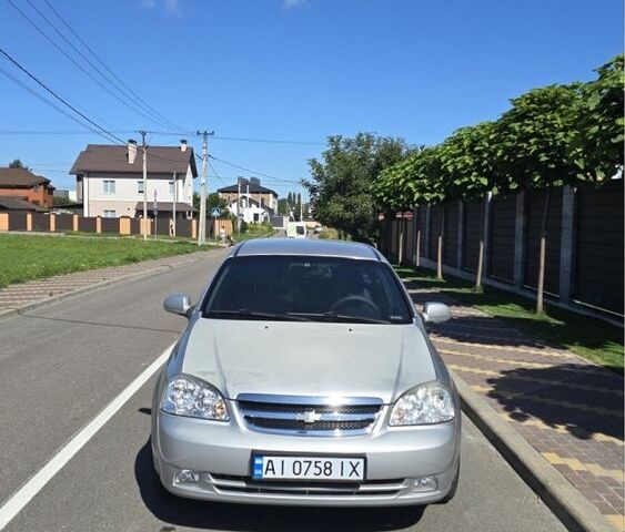 Серый Шевроле Лачетти, объемом двигателя 1.8 л и пробегом 167 тыс. км за 4000 $, фото 13 на Automoto.ua