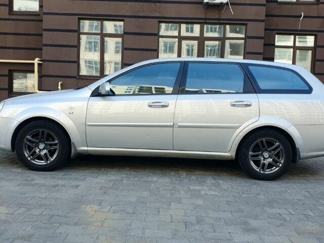 Серый Шевроле Лачетти, объемом двигателя 1.8 л и пробегом 167 тыс. км за 4000 $, фото 10 на Automoto.ua