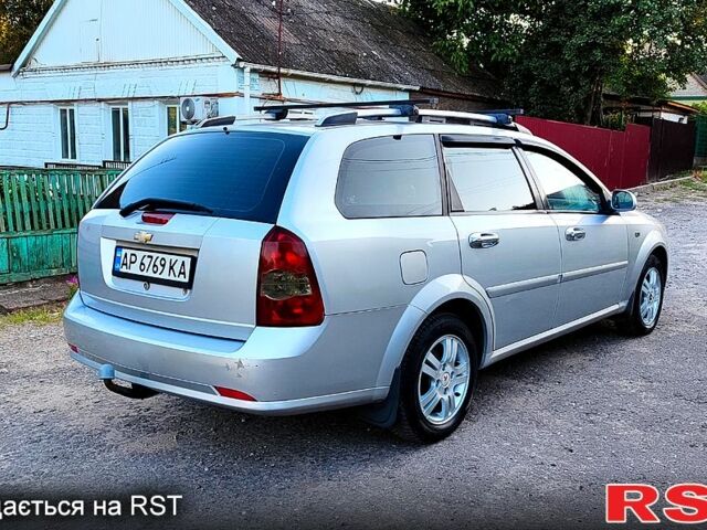 Серый Шевроле Лачетти, объемом двигателя 1.8 л и пробегом 280 тыс. км за 4750 $, фото 3 на Automoto.ua