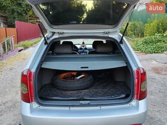 Серый Шевроле Лачетти, объемом двигателя 1.8 л и пробегом 280 тыс. км за 4750 $, фото 14 на Automoto.ua