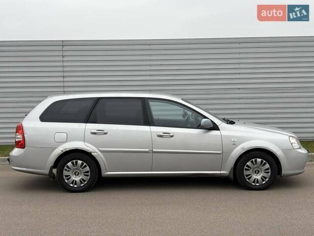 Серый Шевроле Лачетти, объемом двигателя 1.8 л и пробегом 180 тыс. км за 3800 $, фото 11 на Automoto.ua