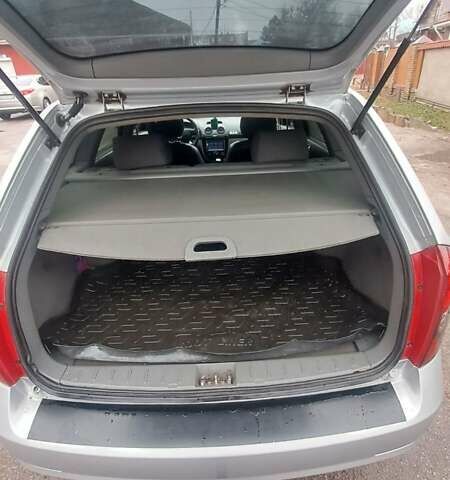 Серый Шевроле Лачетти, объемом двигателя 1.79 л и пробегом 250 тыс. км за 4100 $, фото 9 на Automoto.ua