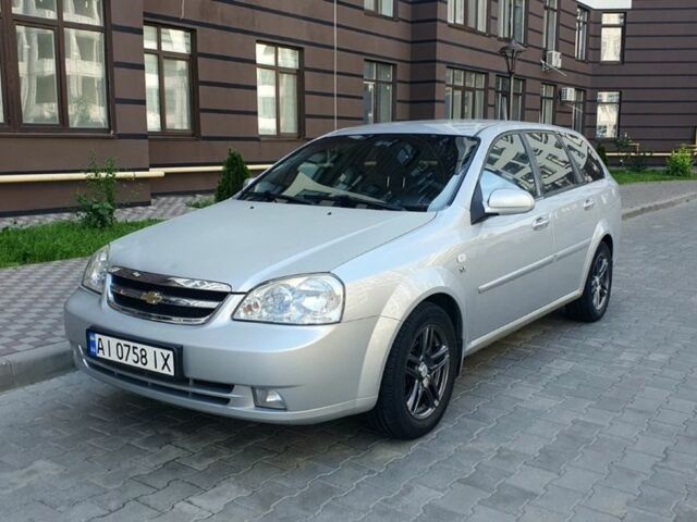 Серый Шевроле Лачетти, объемом двигателя 1.8 л и пробегом 167 тыс. км за 4000 $, фото 9 на Automoto.ua