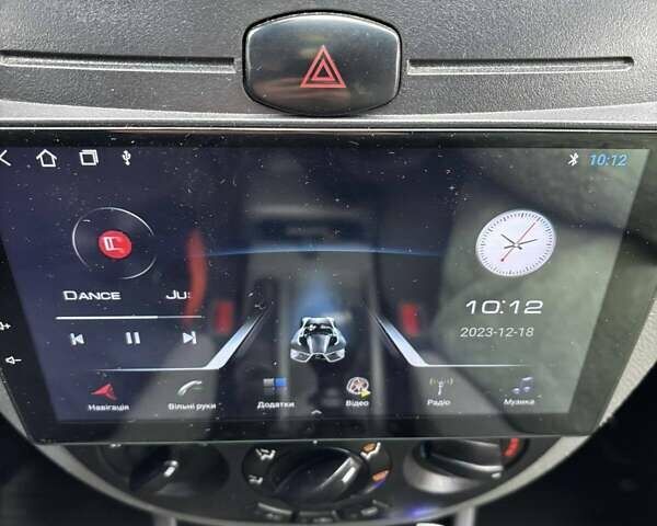 Серый Шевроле Лачетти, объемом двигателя 1.8 л и пробегом 180 тыс. км за 3800 $, фото 7 на Automoto.ua