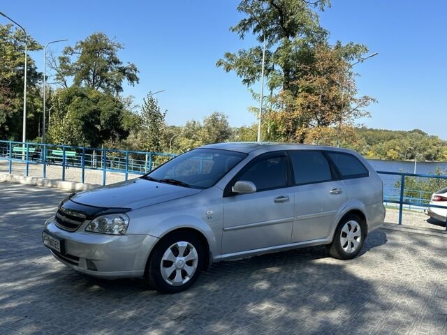 Серый Шевроле Лачетти, объемом двигателя 1.8 л и пробегом 250 тыс. км за 3850 $, фото 9 на Automoto.ua