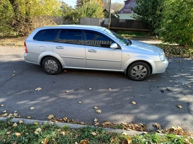 Серый Шевроле Лачетти, объемом двигателя 1.8 л и пробегом 232 тыс. км за 4500 $, фото 9 на Automoto.ua