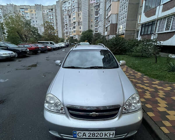 Серый Шевроле Лачетти, объемом двигателя 1.8 л и пробегом 200 тыс. км за 4200 $, фото 1 на Automoto.ua