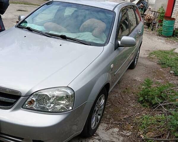 Сірий Шевроле Лачетті, об'ємом двигуна 1.8 л та пробігом 245 тис. км за 5500 $, фото 2 на Automoto.ua