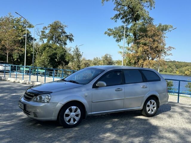 Серый Шевроле Лачетти, объемом двигателя 1.8 л и пробегом 250 тыс. км за 3850 $, фото 8 на Automoto.ua