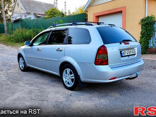 Серый Шевроле Лачетти, объемом двигателя 1.8 л и пробегом 280 тыс. км за 4750 $, фото 4 на Automoto.ua