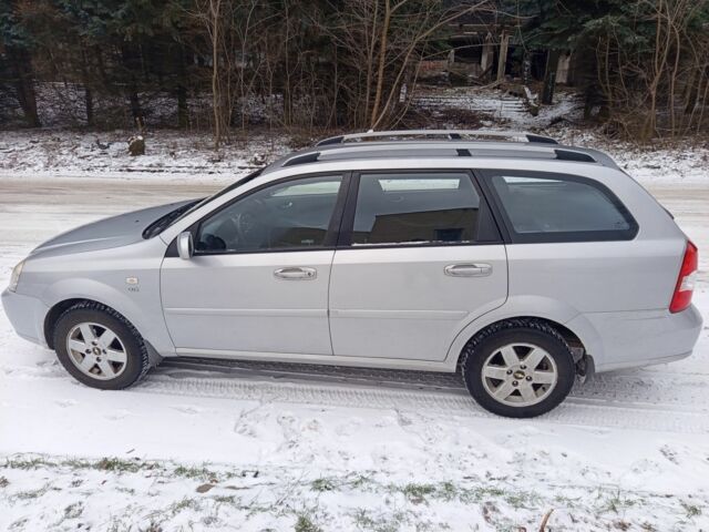 Серый Шевроле Лачетти, объемом двигателя 1.8 л и пробегом 191 тыс. км за 4550 $, фото 5 на Automoto.ua