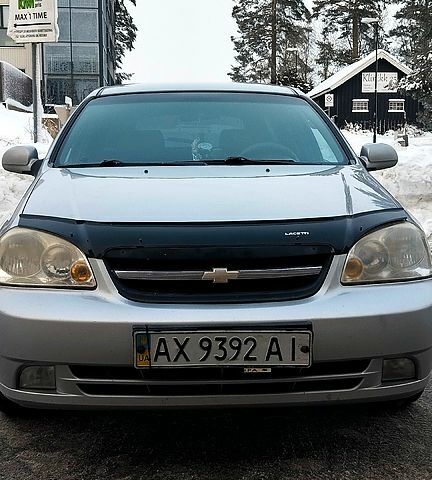 Серый Шевроле Лачетти, объемом двигателя 1.8 л и пробегом 250 тыс. км за 1350 $, фото 1 на Automoto.ua