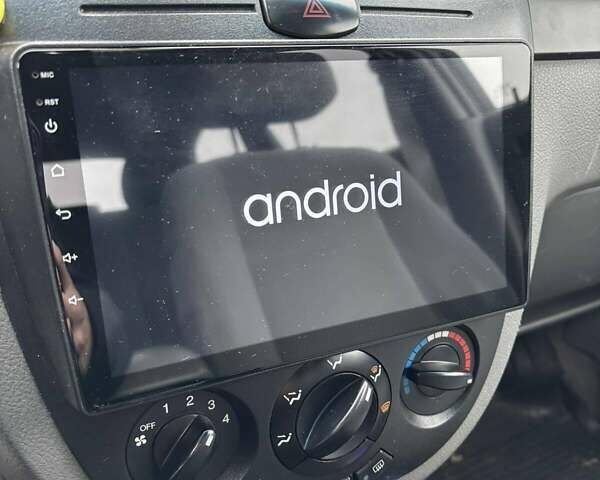 Серый Шевроле Лачетти, объемом двигателя 1.8 л и пробегом 180 тыс. км за 3800 $, фото 20 на Automoto.ua