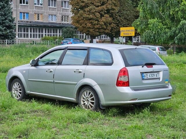 Серый Шевроле Лачетти, объемом двигателя 1.8 л и пробегом 230 тыс. км за 2350 $, фото 2 на Automoto.ua