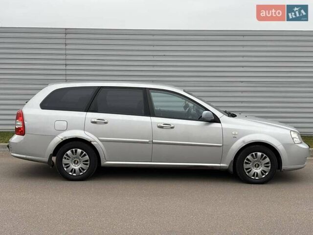 Серый Шевроле Лачетти, объемом двигателя 1.8 л и пробегом 180 тыс. км за 3800 $, фото 19 на Automoto.ua