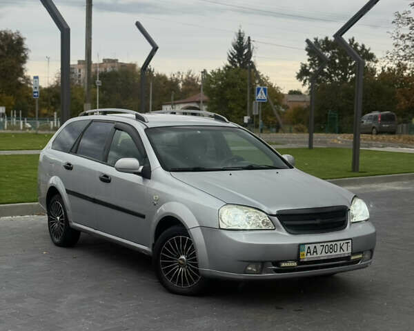 Сірий Шевроле Лачетті, об'ємом двигуна 1.8 л та пробігом 278 тис. км за 2900 $, фото 2 на Automoto.ua