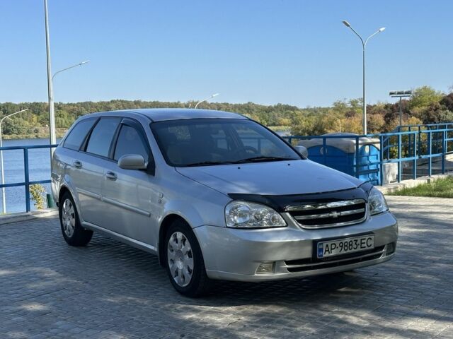 Серый Шевроле Лачетти, объемом двигателя 1.8 л и пробегом 250 тыс. км за 3850 $, фото 3 на Automoto.ua