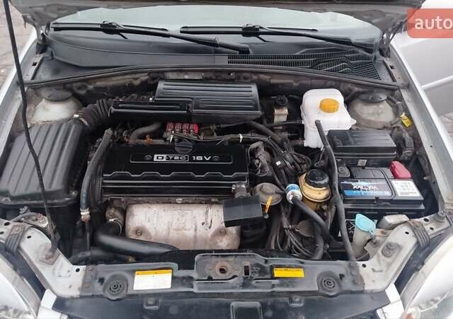 Серый Шевроле Лачетти, объемом двигателя 1.8 л и пробегом 189 тыс. км за 4500 $, фото 13 на Automoto.ua